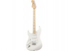 Fender Standard Stratocaster Maple Fretboard. Arctic White. Left Handed električna gitara za levoruke električna gitara za levoruke