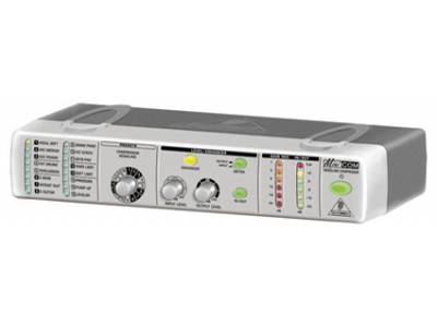 RASPRODAJA - studio BEHRINGER MINICOM COM800* 