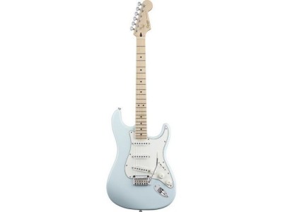 Squier By Fender Deluxe Stratocaster® Maple Fretboard Daphne Blue **  Daphne Blue