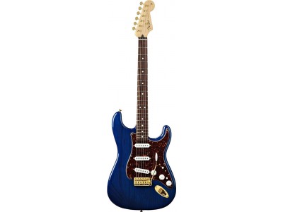 Fender Deluxe Players Strat Rosewood Fretboard. Saphire Blue Transparent  