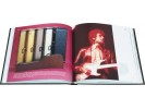 Fender PRIBOR BOOK THE STRAT CHRONICLES Fender PRIBOR BOOK THE STRAT CHRONICLES