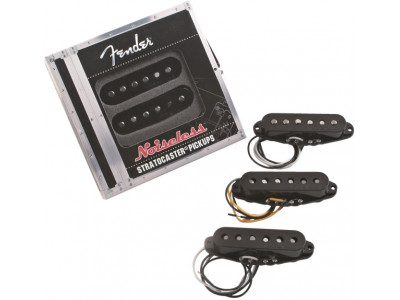 Fender PRIBOR Vintage Noiseless Stratocaster Pickups. Black. Set of 3 * 