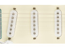 Squier By Fender Legacy Bullet Stratocaster with Tremolo LRL Arctic White 