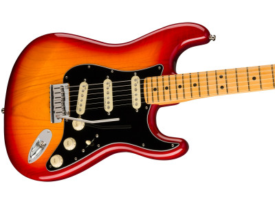 Fender American Ultra Luxe Stratocaster MN Plasma Red Burst 