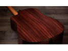Taylor 210ce Plus 